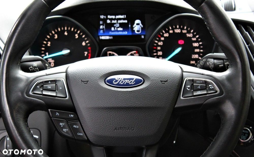 Ford Kuga - 23