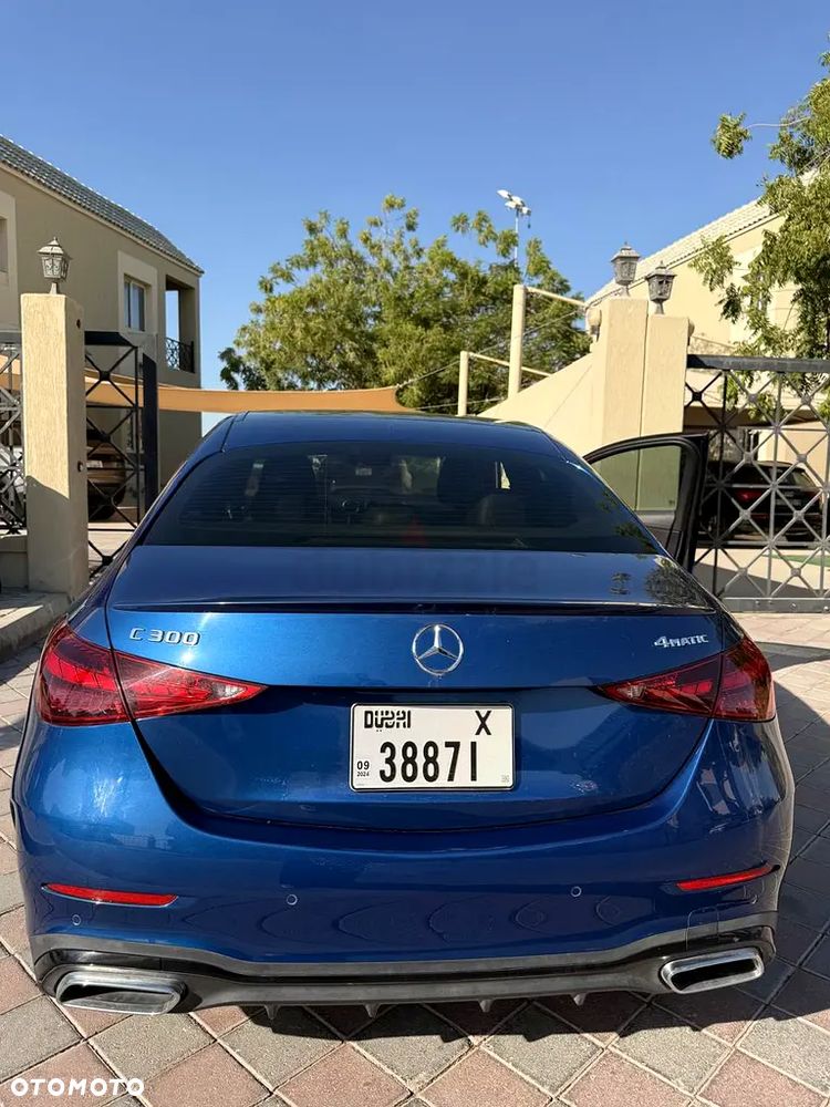 Mercedes-Benz Klasa C 300 4MATIC 9G-TRONIC - 2
