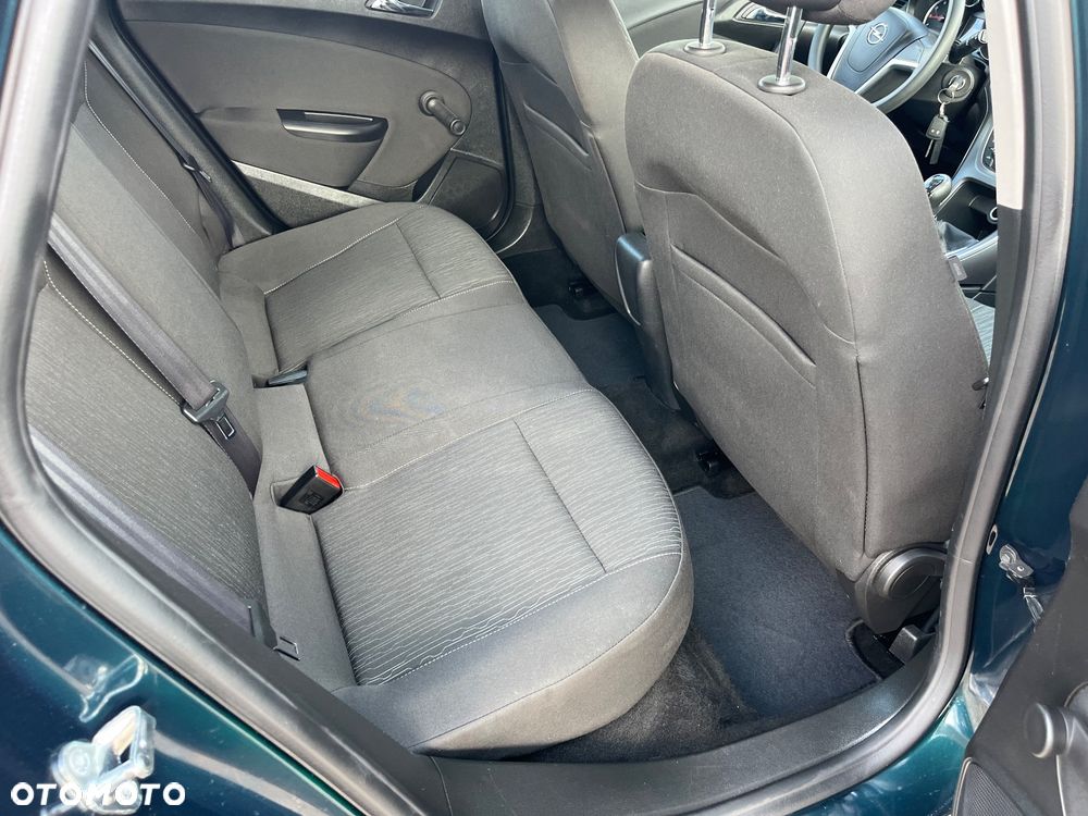 Opel Astra 1.6 Color Edition - 22