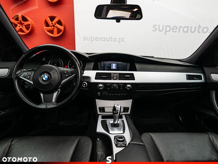 BMW Seria 5 - 32