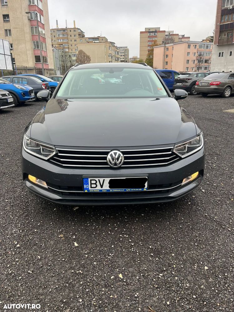 Volkswagen Passat 2.0 TDI DSG Comfortline - 1