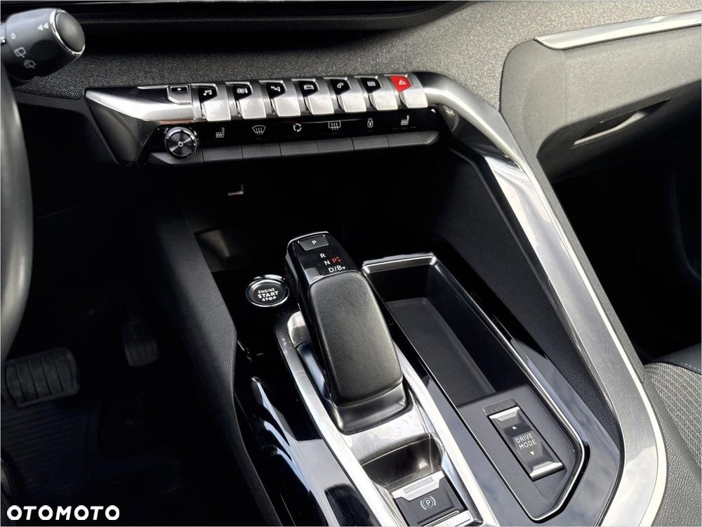 Peugeot 3008 1.6 PureTech Hybrid PHEV Allure Pack S&S EAT8 - 16