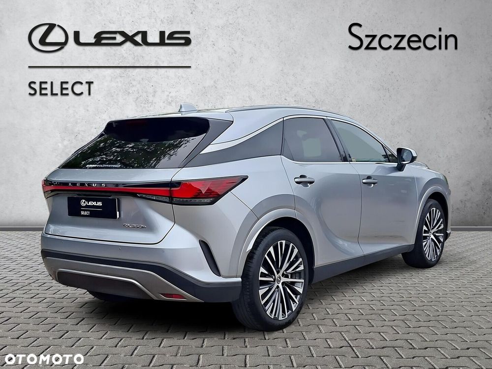 Lexus RX - 5
