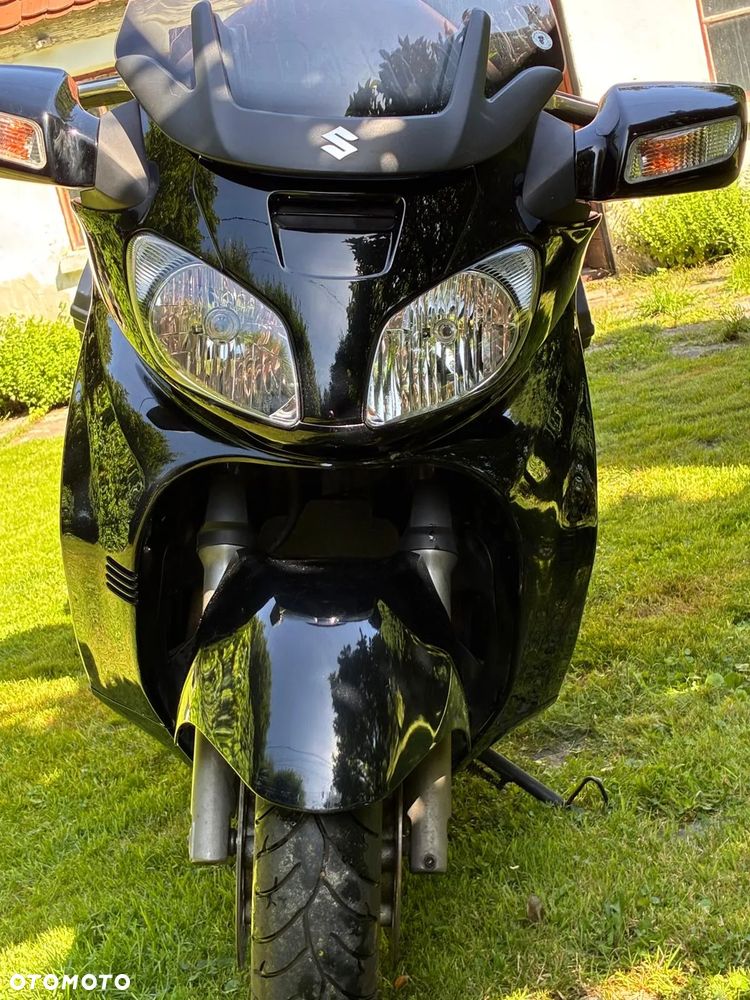 Suzuki Burgman - 6