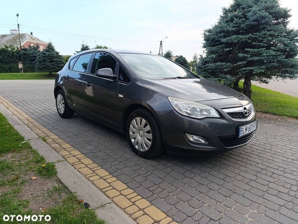 Opel Astra - 4