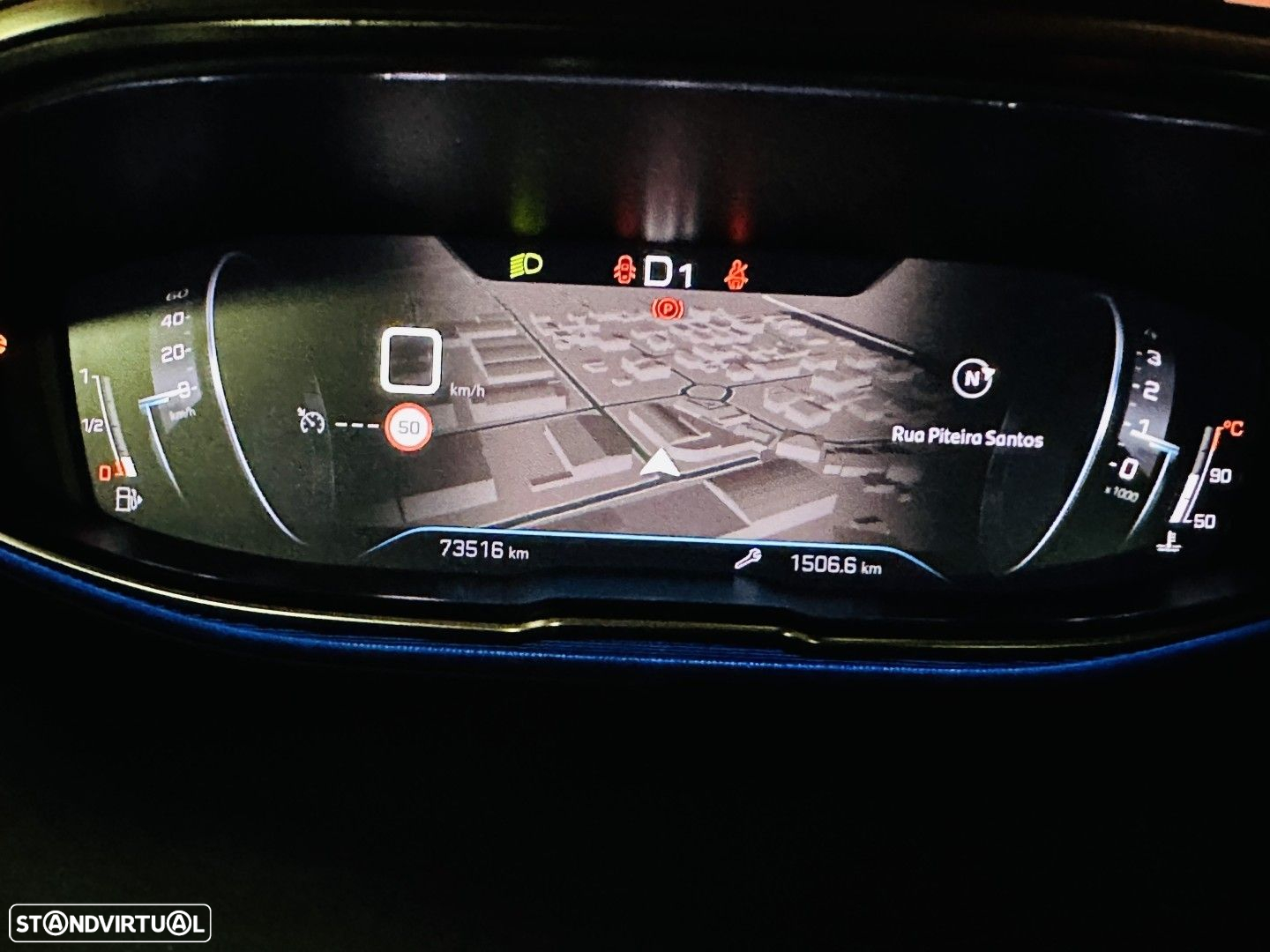 Peugeot 5008 1.2 PureTech Allure EAT8 - 27