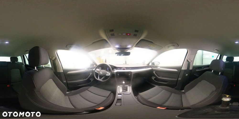 Volkswagen Passat 2022