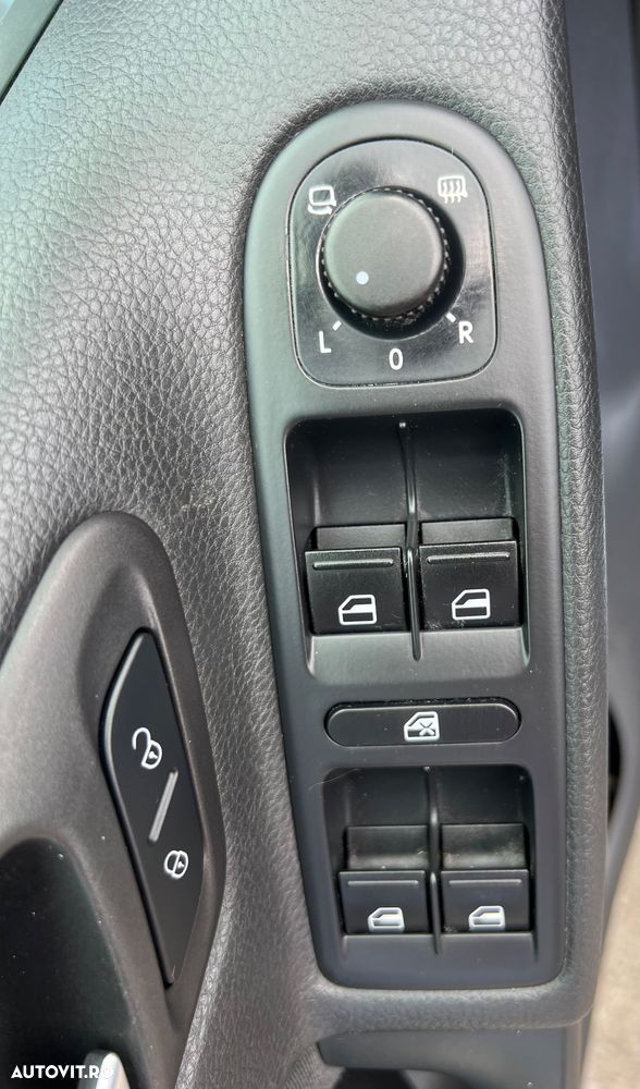Volkswagen Golf 1.4 TSI BlueMotion Technology Highline - 28