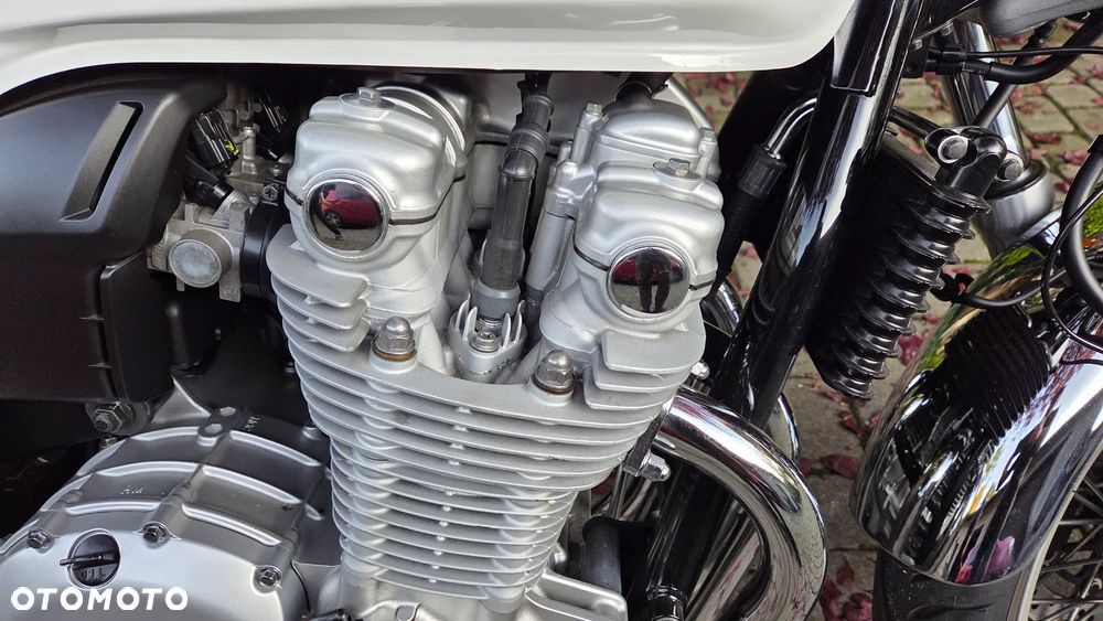 Honda CB - 16