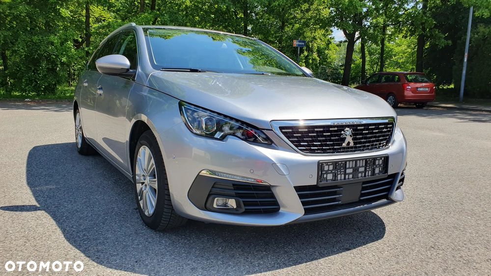 Peugeot 308 1.2 PureTech GPF Allure Pack S&S - 12