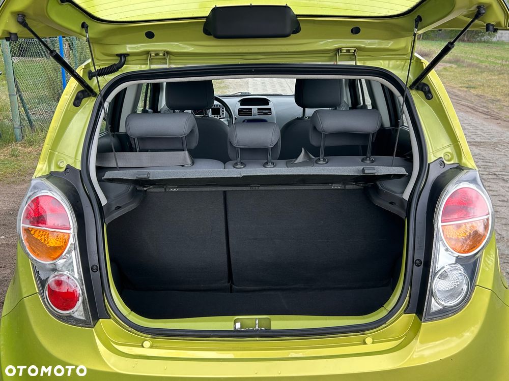 Chevrolet Spark 1.0 - 29