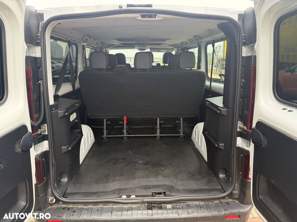 Renault Trafic 2.0 Blue dCi 120 Combi L2H1 8+1 locuri Authentique - 13