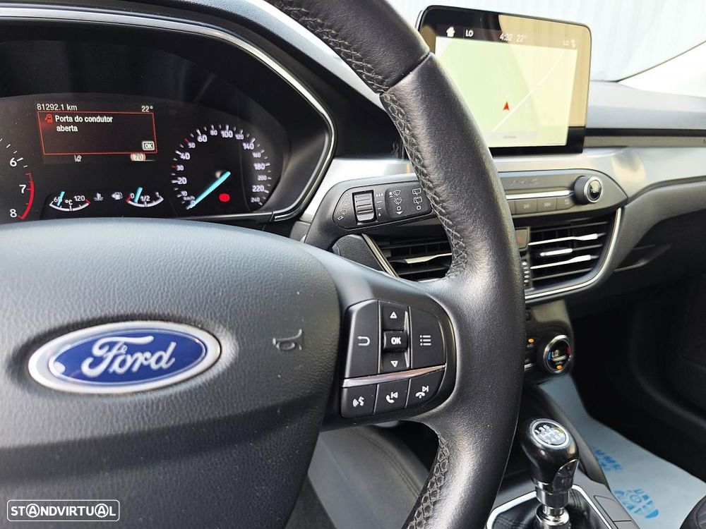 Ford Focus 1.0 EcoBoost Titanium - 23