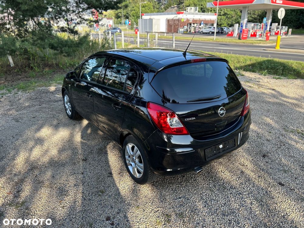 Opel Corsa 1.4 16V - 18
