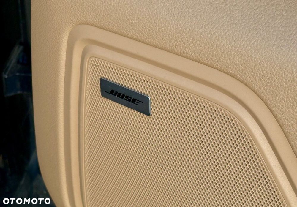 Porsche Macan - 29