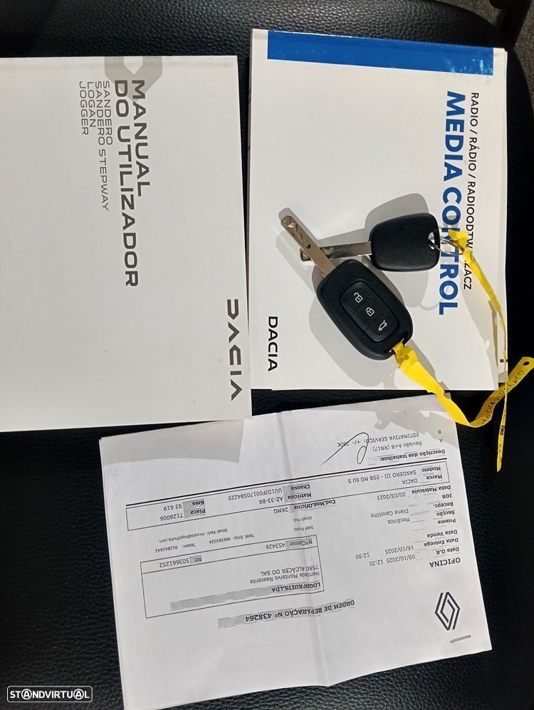 Dacia Sandero 1.0 SCe Essential - 48