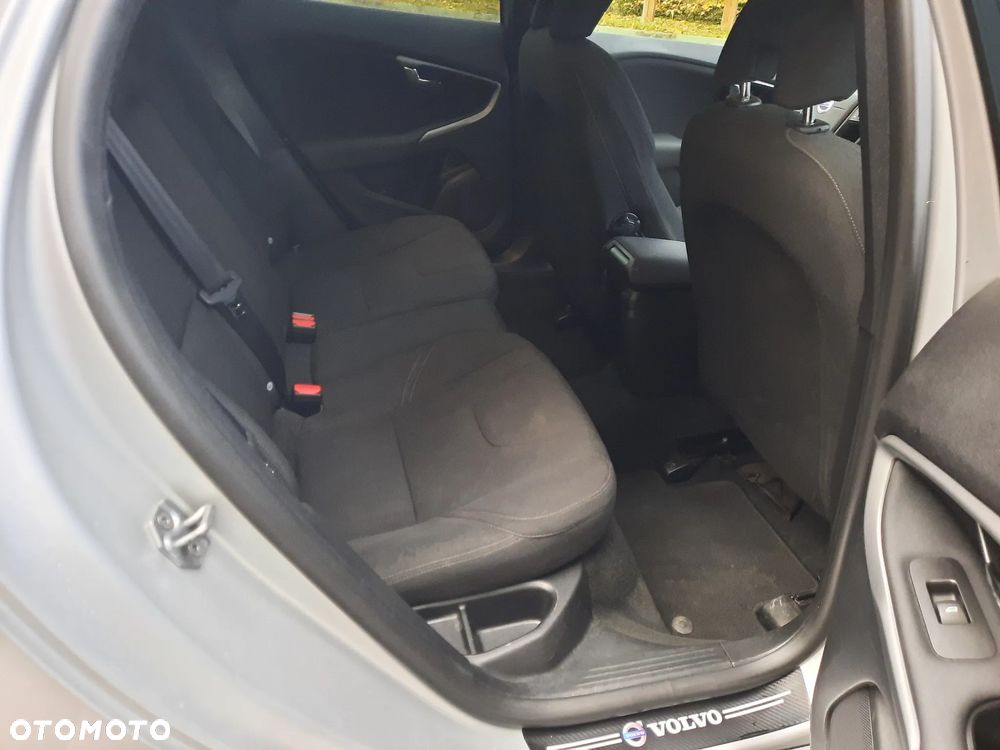 Volvo V40 - 16