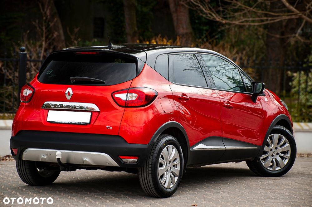 Renault Captur 1.2 TCe Helly Hansen EDC - 25