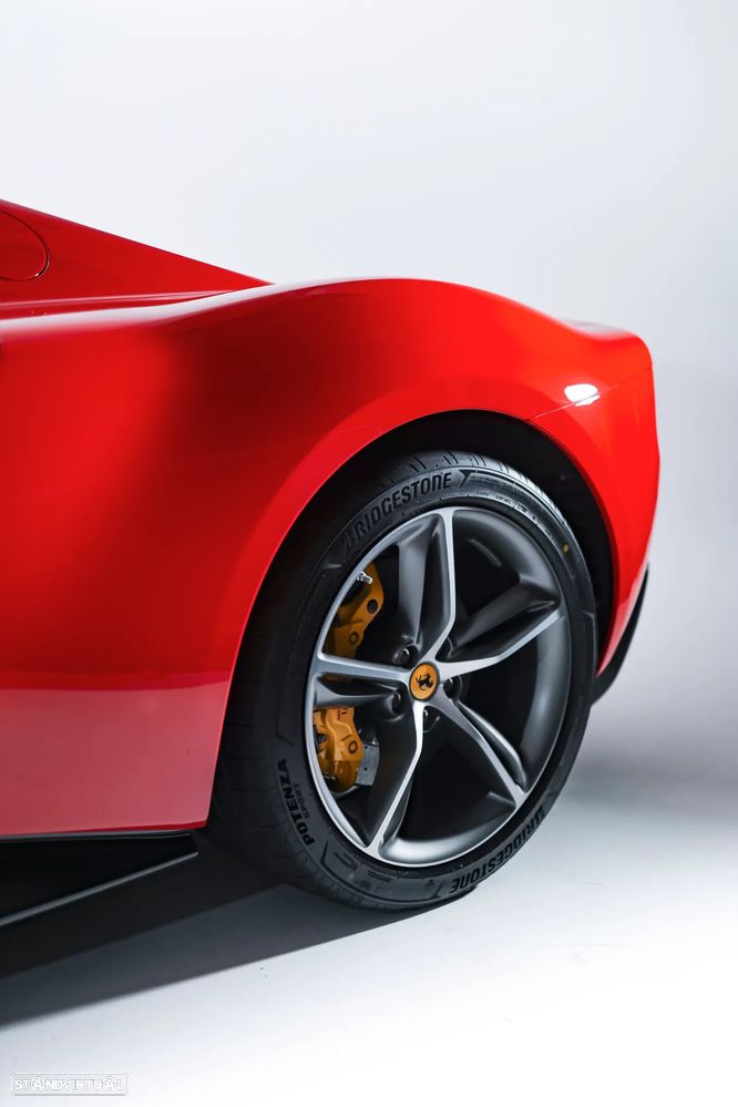 Ferrari 296 GTB Standard - 9