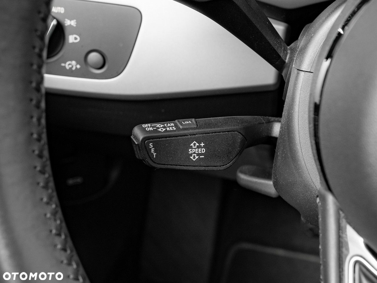 Audi A4 30 TDI S tronic - 19
