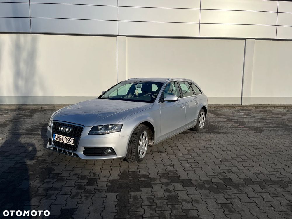 Audi A4 Avant 2.0 TDI DPF Attraction - 3