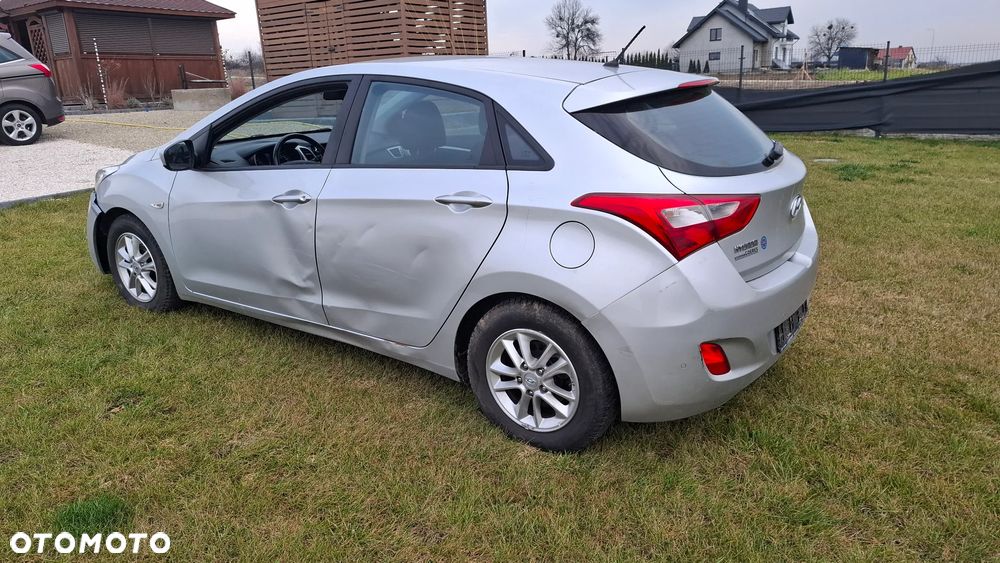 Hyundai i30 1.4 Style - 9