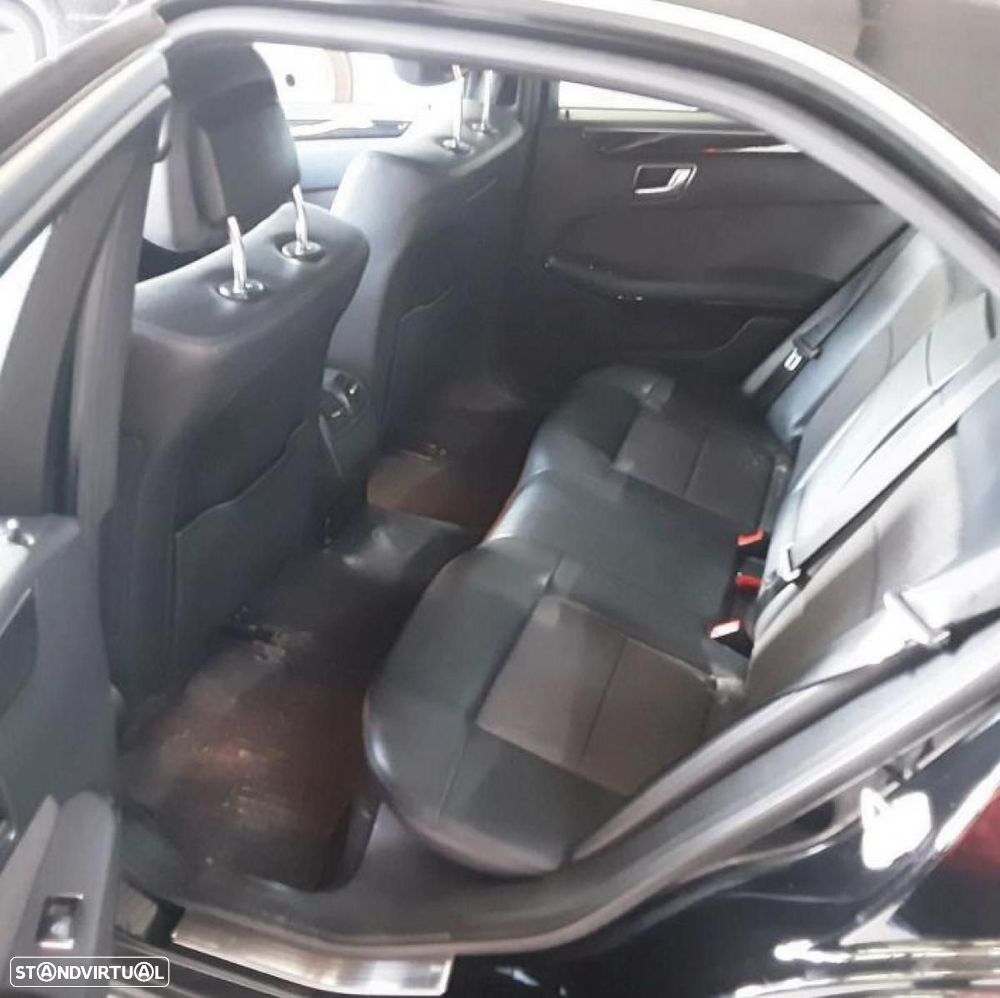 Mercedes-Benz E 250 - 5