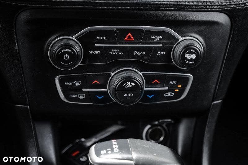 Dodge Charger 3.6 GT - 15