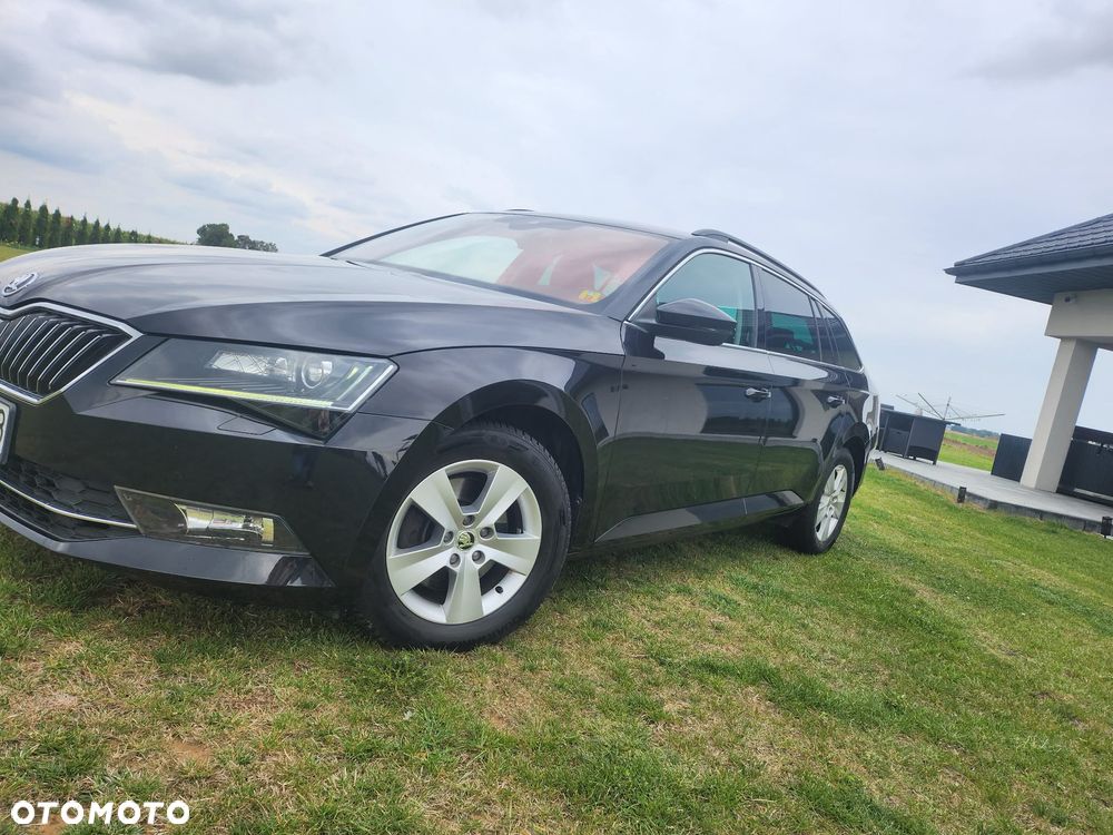 Skoda Superb 2.0 TDI Ambition - 14