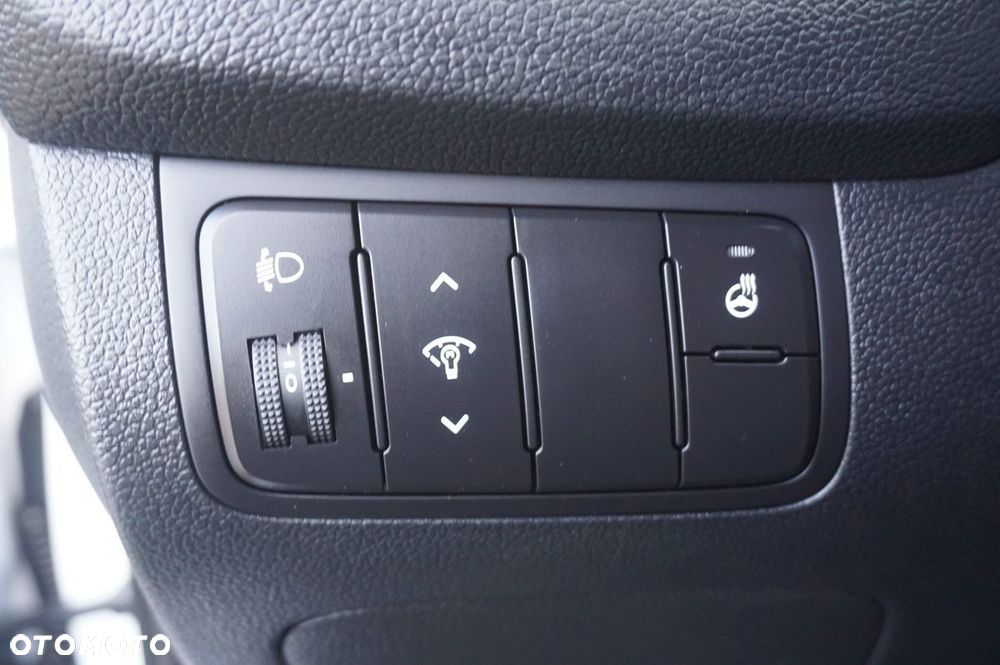 Kia Ceed 1.6 GDI Dream Team Edition - 13