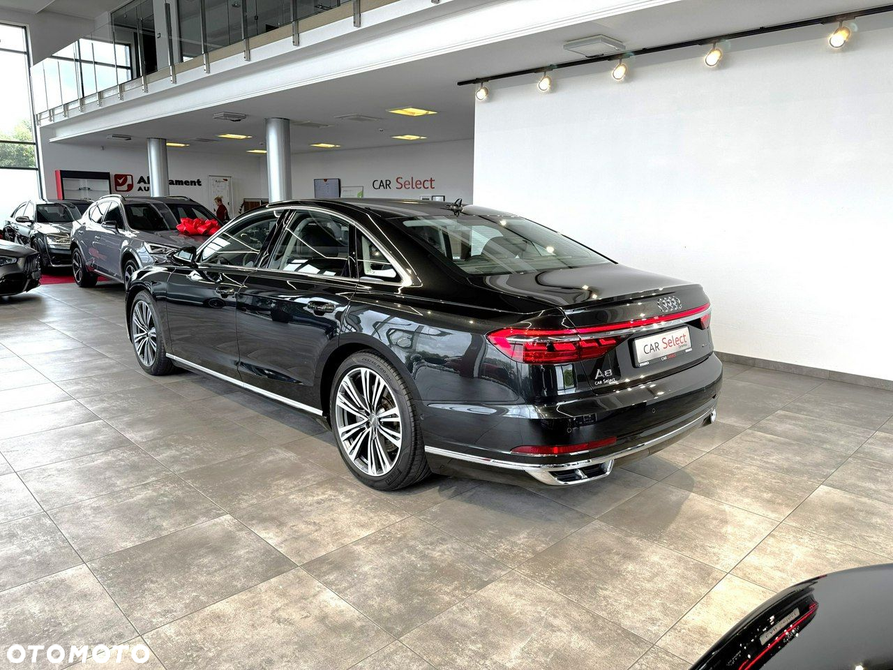 Audi A8 - 6