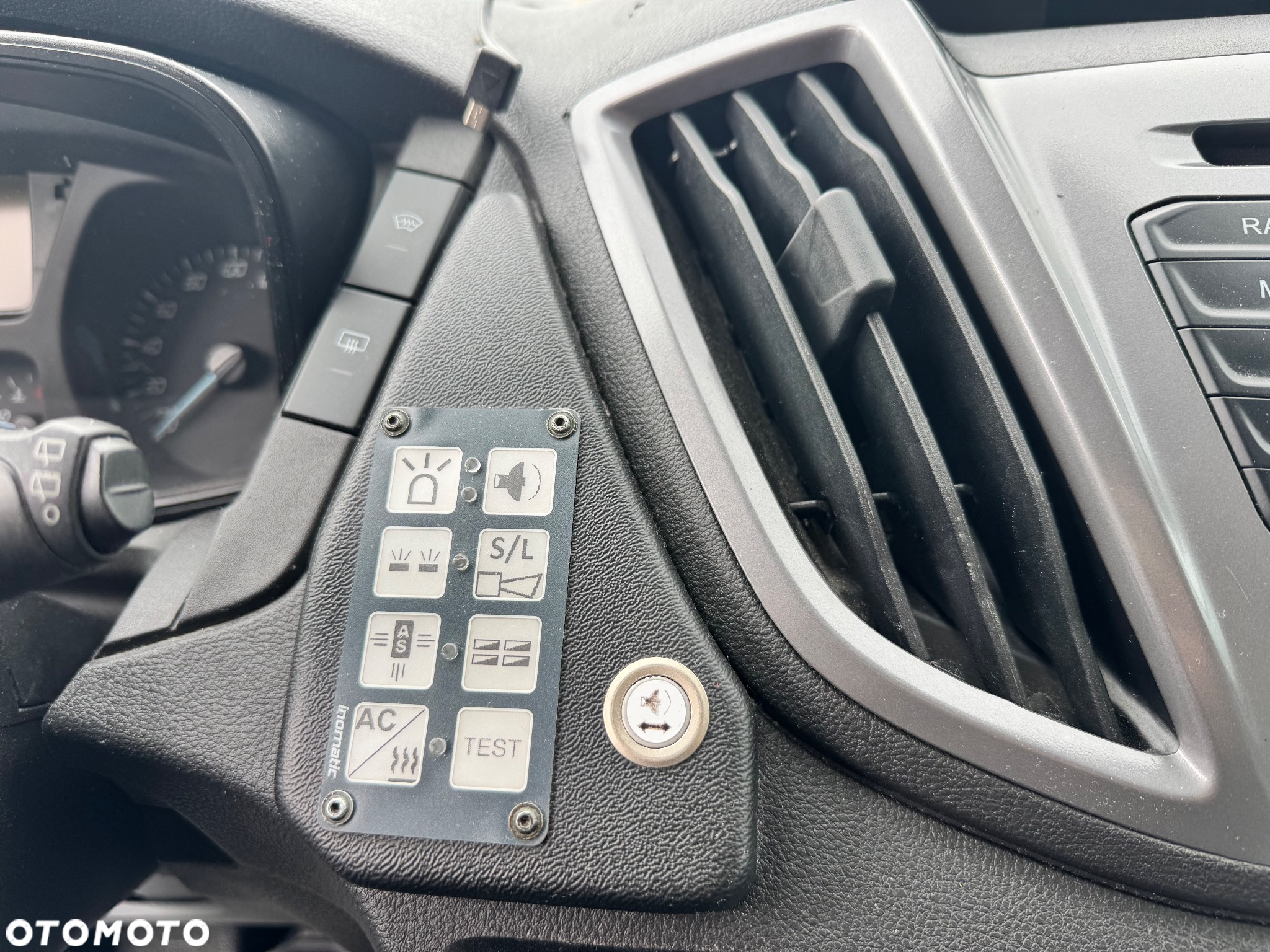 Ford Transit - 14