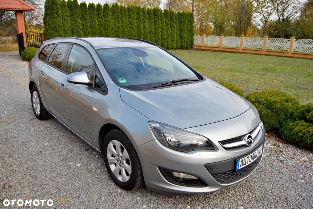 Opel Astra IV 1.4 T Cosmo S&S EU6 - 7