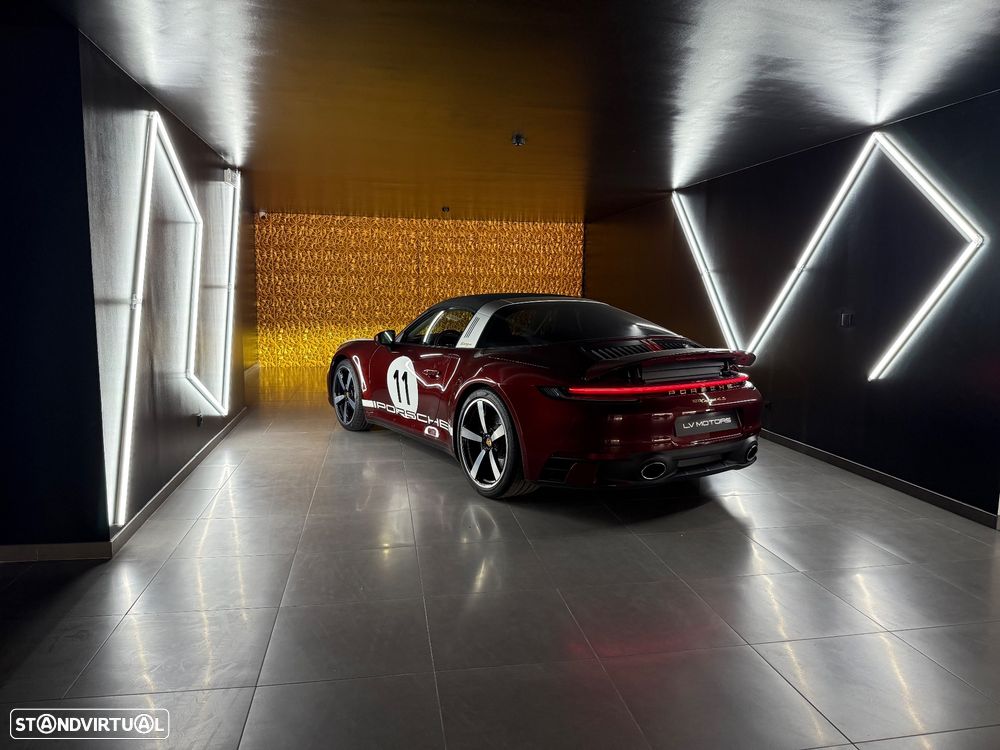 Porsche 911 (992) Targa 4S Heritage Design - 19