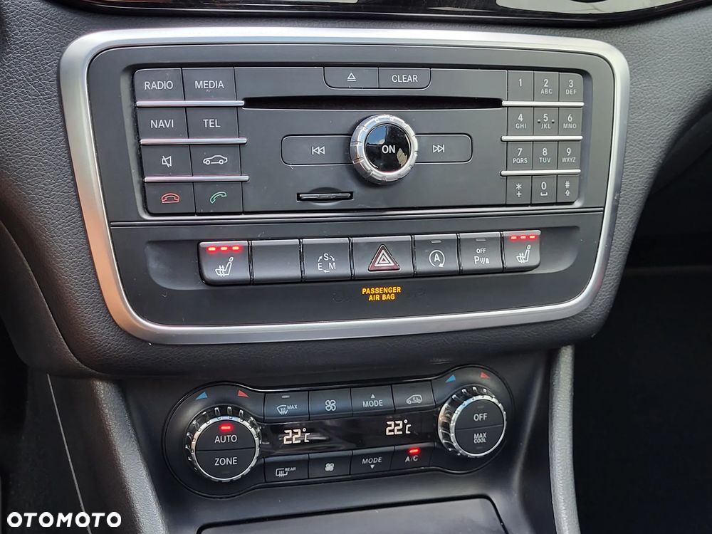 Mercedes-Benz CLA 250 4Matic 7G-DCT AMG Line - 18