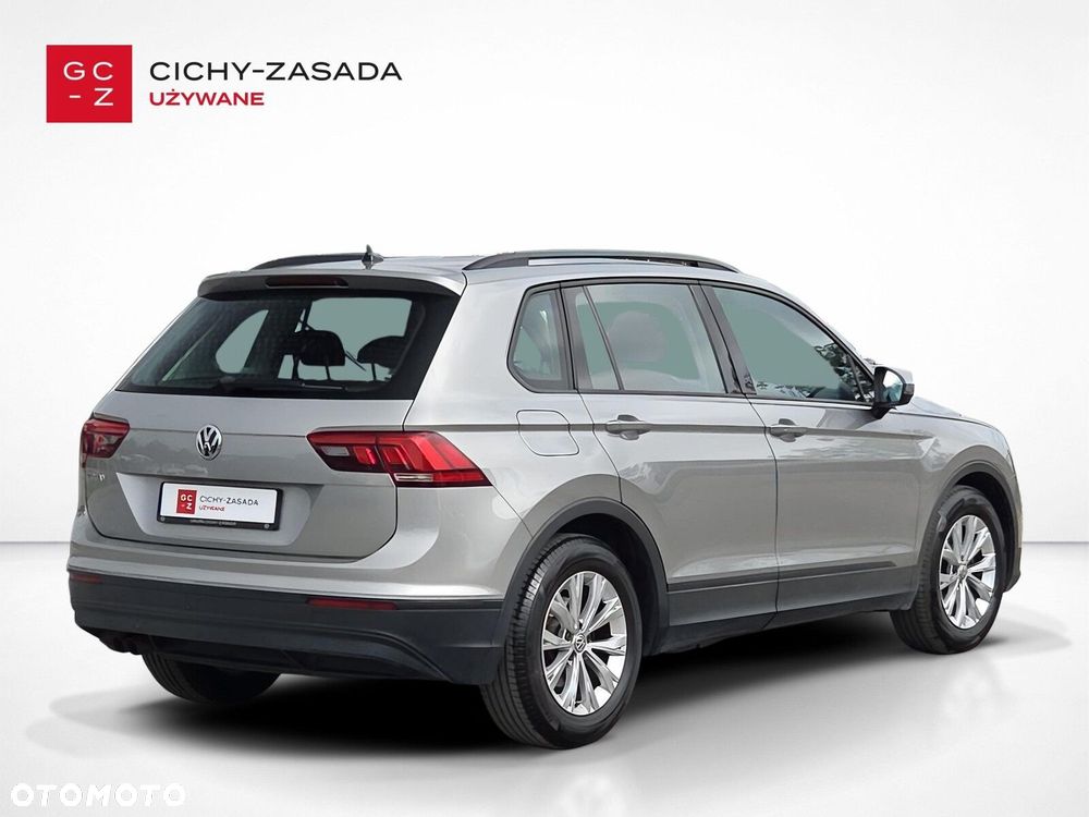 Volkswagen Tiguan - 5
