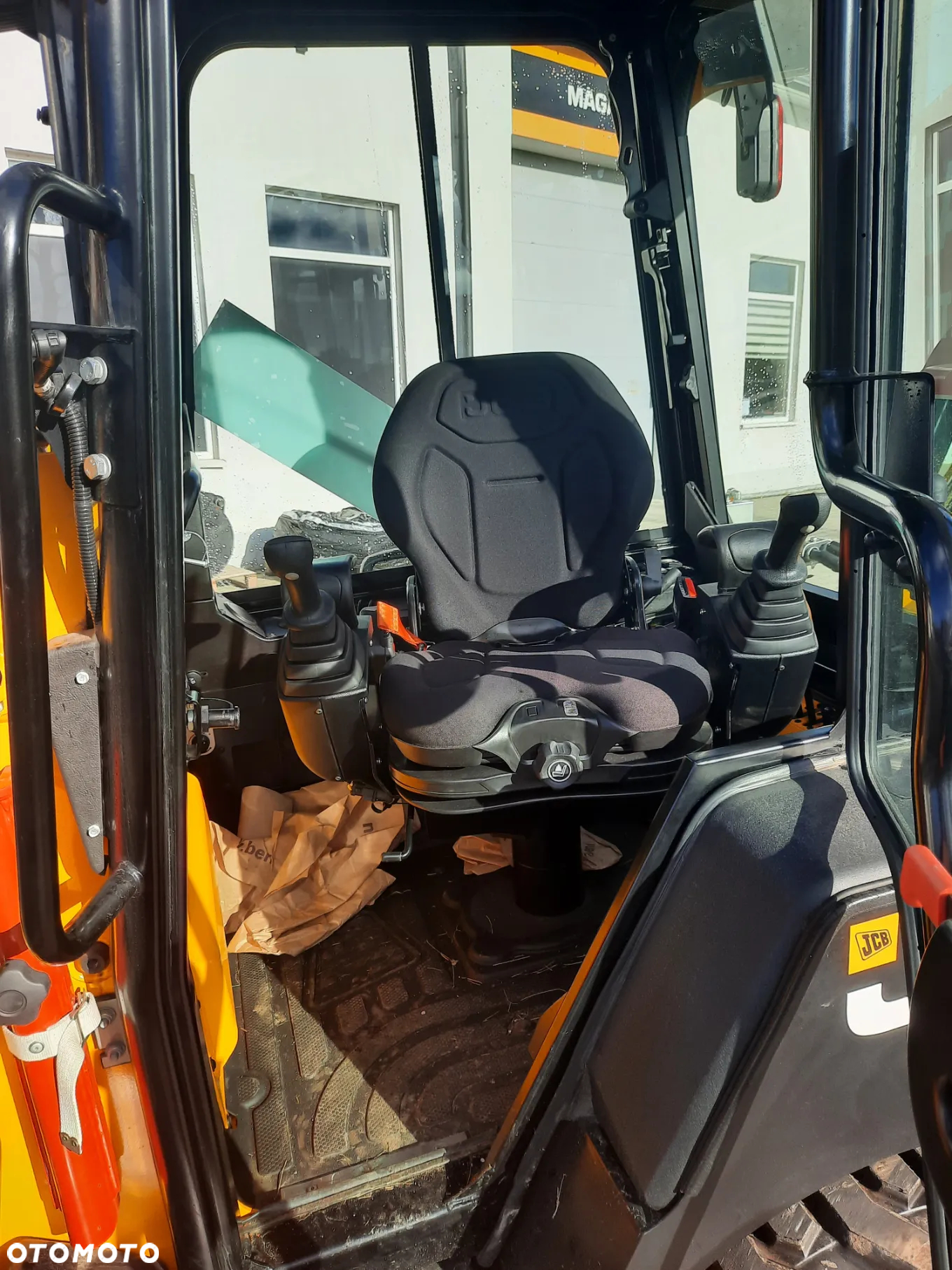 JCB 1CX - 4