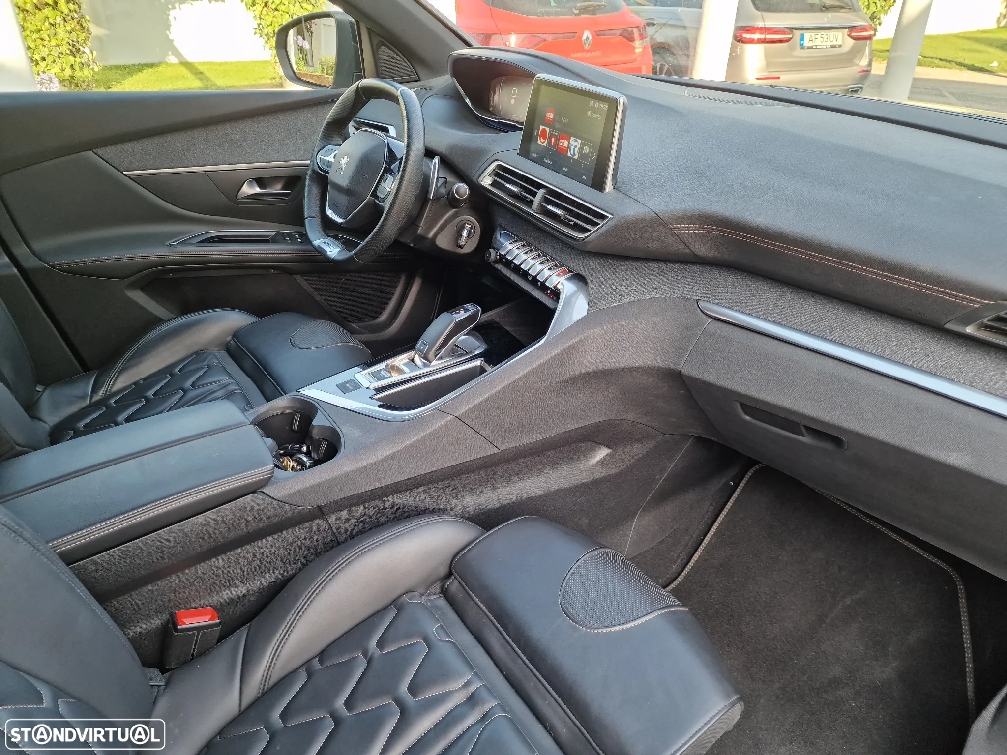 Peugeot 5008 1.5 BlueHDi GT Line J19 EAT8 - 7