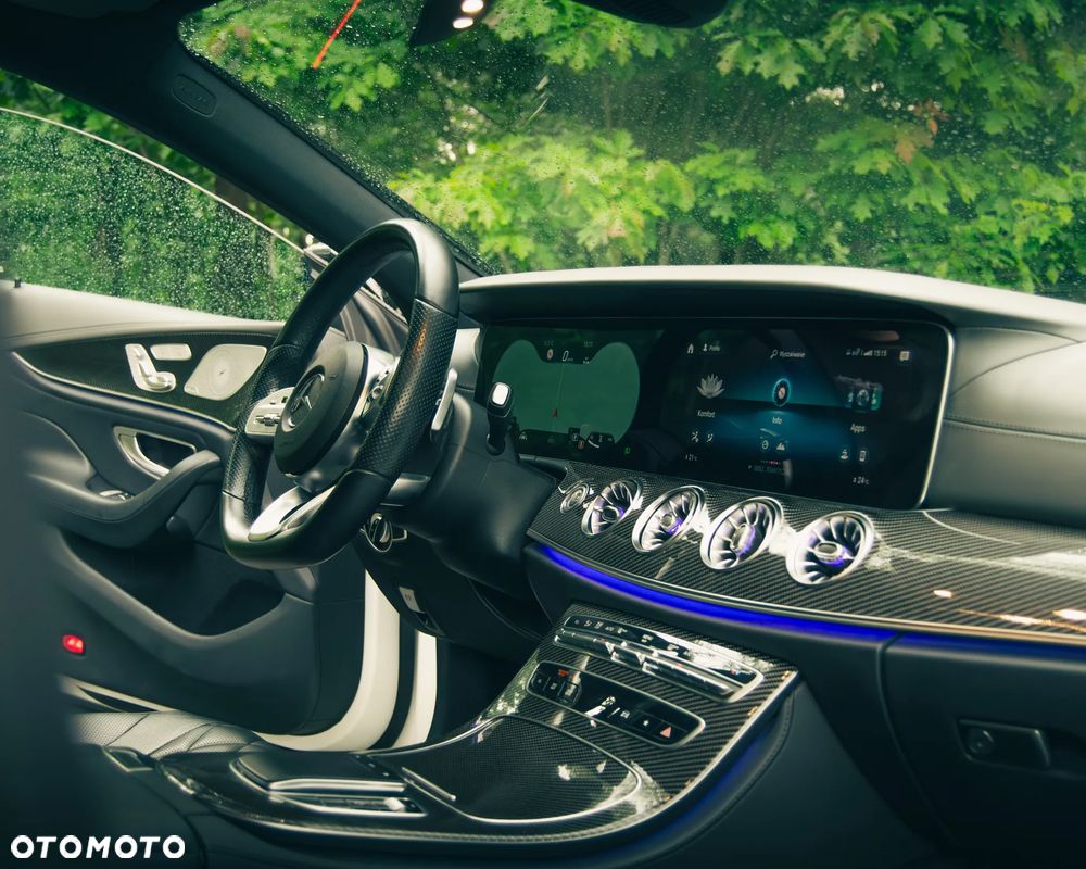 Mercedes-Benz CLS - 10
