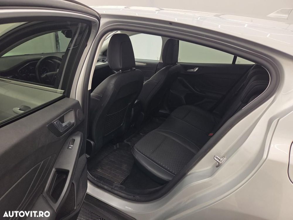 Ford Focus 1.5 EcoBlue Titanium - 12