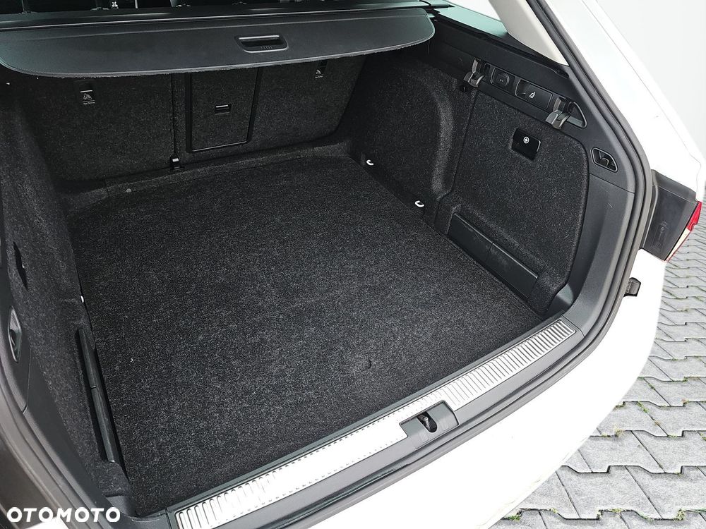 Skoda Superb 2.0 TDI SCR Style DSG - 17