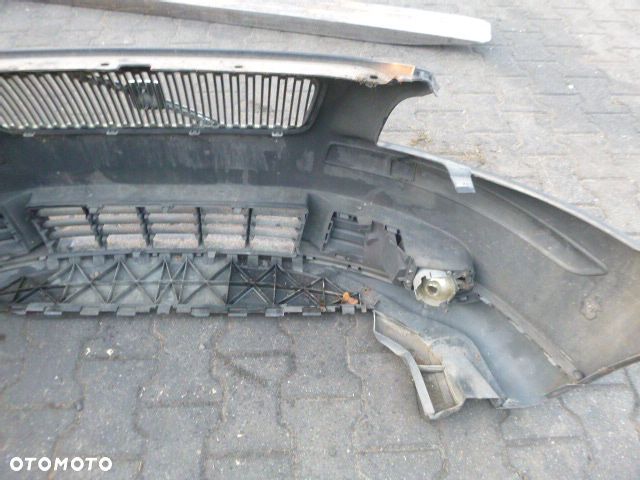 ZDERZAK PRZÓD PRZEDNI VOLVO V50 - 17