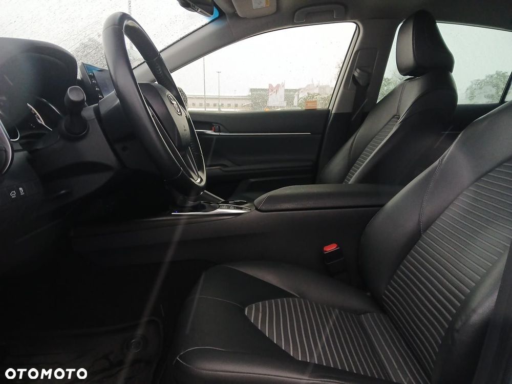 Toyota Camry 2.5 Hybrid Prestige CVT - 14