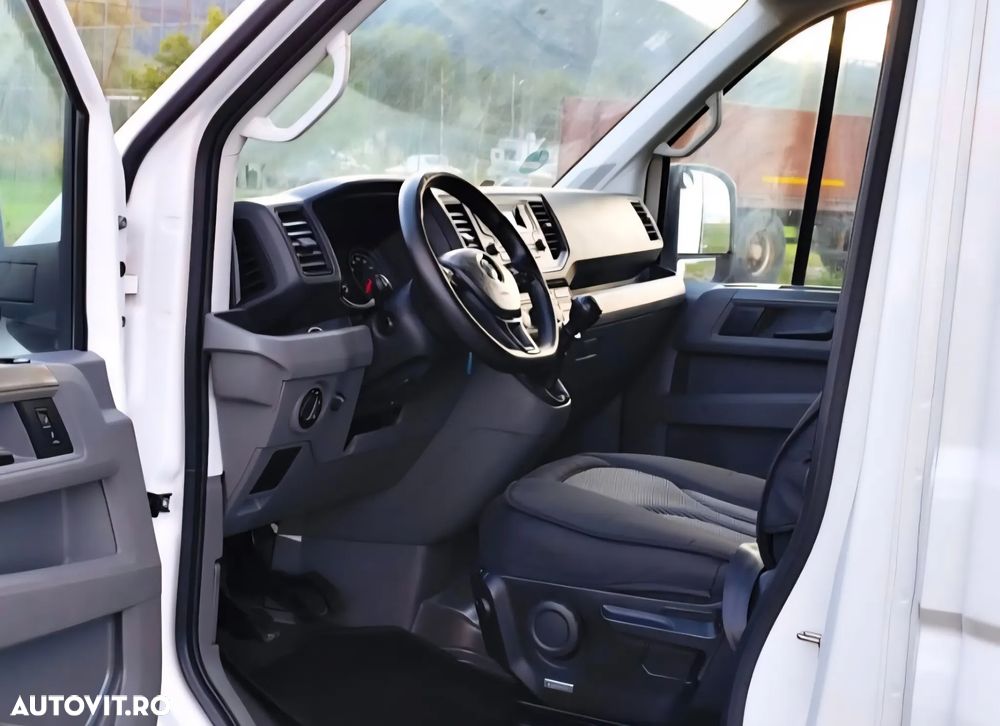Volkswagen Crafter - 11