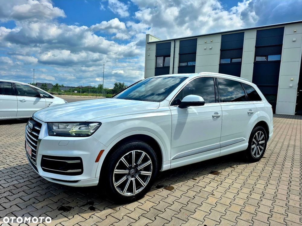 Audi Q7 - 11