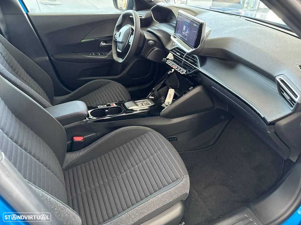 Peugeot e-2008 54 kWh Active - 12