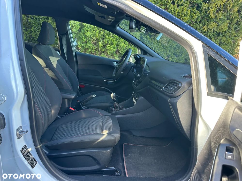 Ford Fiesta 1.0 EcoBoost S&S ST-LINE - 8