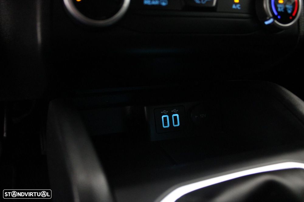 Ford Focus SW 1.5 TDCi EcoBlue Connected - 23