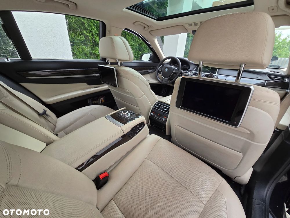 BMW Seria 7 730d xDrive - 6