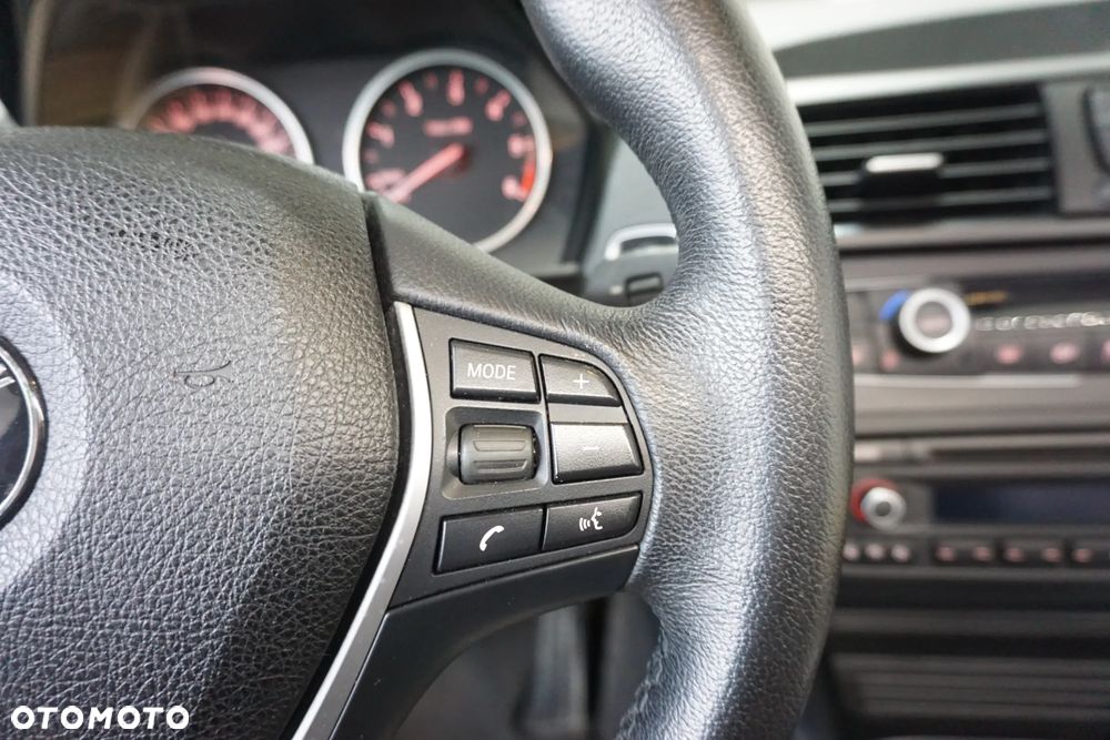 BMW Seria 1 120d Urban Line - 23